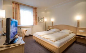 Отель Hotel Gasthof zur Post, Мюнхен